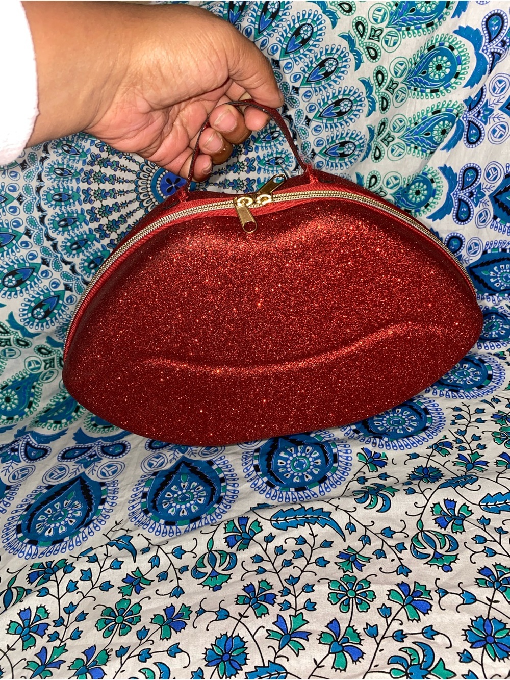 Red Glitter Lip Cosmetics Bag With A Top-Handle Makeup Included